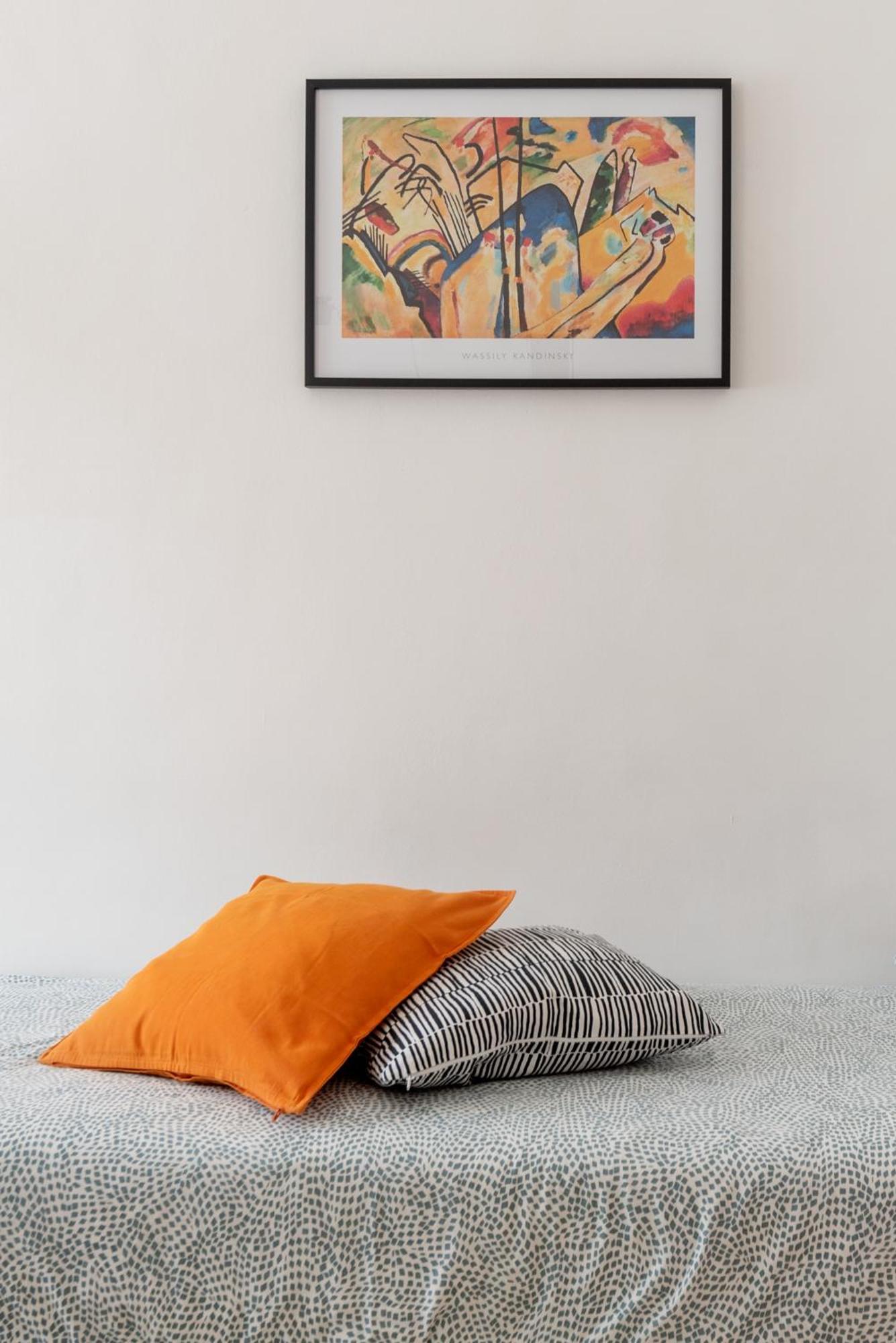 Little Basic Apartment